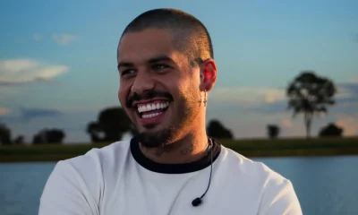 Zé Felipe brinca sobre histórico amoroso após pergunta de fã: “Não deu certo”