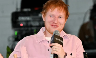 Ed Sheeran Reage com Bom Humor a Provocação de Ali G em Novo Trailer de Filme; Personagem de Sacha Baron Cohen Volta Após 24 Anos