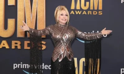 Estrela de Dolly Parton na Calçada da Fama de Hollywood é vandalizada e será substituída após morte da lenda da música country