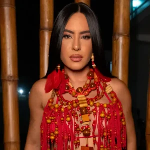 Isabelle Nogueira revela procedimento estético no bumbum e surpreende com antes e depois
