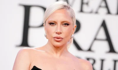 Lady Gaga Revela Máscara Facial de DNA de Salmão da K-Beauty em Rotina Viral; Fã Atesta Poderes