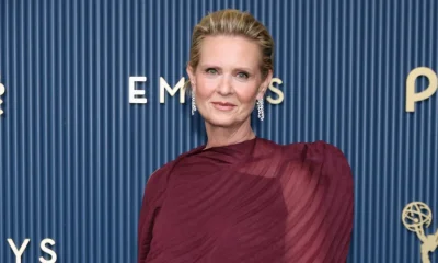 Cynthia Nixon revela que 1/3 do seu guarda-roupa é de 'Sex and the City'