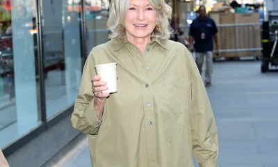 Martha Stewart inspira com camisa jeans oversized: o look de outono perfeito por menos de R$ 160 na Amazon