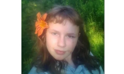 Busca por Stefanie Damron Intensifica 2 Anos Após Adolescente Desaparecer Misteriosamente em Área de Mata no Maine