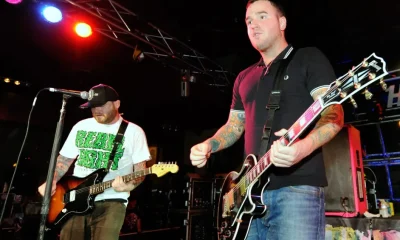 New Found Glory: Shows no Epcot Homenageiam o Falecido Guitarrista Chad Gilbert em Seu "Lugar Mais Feliz da Terra"