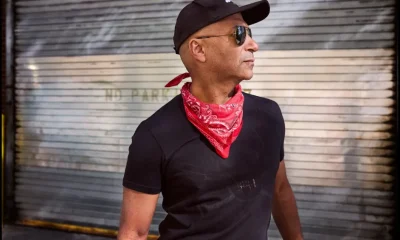 Tom Morello: Guitarrista do Rage Against the Machine agita o Jimmy Kimmel Live com protesto musical e filho ao lado