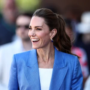 Kate Middleton usa smartwatch popular da Amazon em trilha, veja o modelo e preço acessível