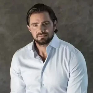 Festas de Luxo e Poder: Daniel Vorcaro Recebia Autoridades em Eventos Exclusivos
