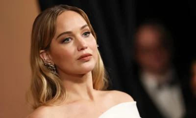 Jennifer Lawrence Ostenta Bolsa de Luxo "Rich Mom" de US$ 5.300, Mas Você Pode Ter o Estilo por Apenas R$ 40 na Amazon!