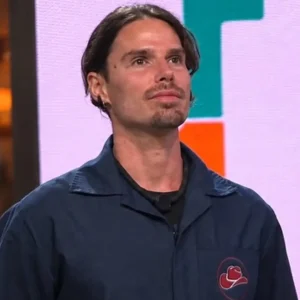A Fazenda 18: Jonatas Faro revela acordo com namorado sobre limites no reality