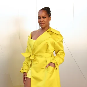 Regina King Revela Seu Segredo para Axilas Frescas: Desodorante Natural Sem Alumínio em Promoção Imperdível