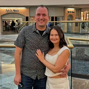 Gypsy Rose envia mensagem de aniversário a Ken Urker horas antes da morte dele