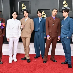 Grammys 2027: A Nova Categoria de Pop Asiático Divide o Mundo da Música, BTS e Stray Kids Boicotam