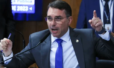 PF pede investigação sobre Flávio Bolsonaro e suspeita de sócio oculto em plataforma de apostas
