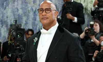 Dwayne Johnson Irreconhecível como Idoso em Novo Filme; Veja as Fotos