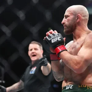 Assista UFC 333 ao Vivo Online Grátis: Alexander Volkanovski vs Movsar Evloev e Petr Yan vs Merab Dvalishvili com Paramount+