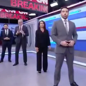 CNN Brasil explica "fila de Vingadores" na apuração das eleições