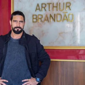 Quem Ama Cuida: Heitor surpreende e aponta novo suspeito no assassinato de Arthur