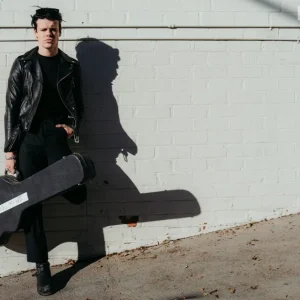 Yungblud Revela Bastidores da Era 'Idols' com Exposição Inédita em Londres: Veja Fotos e Eventos Exclusivos