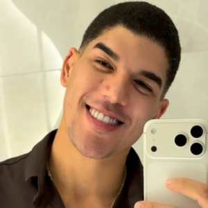 Zé Vaqueiro impressiona com transformação física após mudar hábitos: 'Me sinto melhor comigo mesmo'