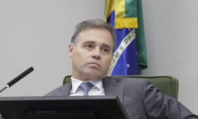 Polícia Federal Alerta: Dados Sigilosos de Daniel Vorcaro Retornam ao Senado Após Solicitação da CPMI