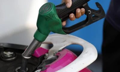 Petróleo Dispara Globalmente: Saiba Como Brasil, EUA e o Mundo Reagem à Crise de Preços e Inflação