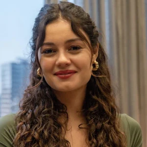 Três Graças: Gerluce em perigo! Samira retorna e aceita matar a nova presidente da fundação em reviravolta chocante