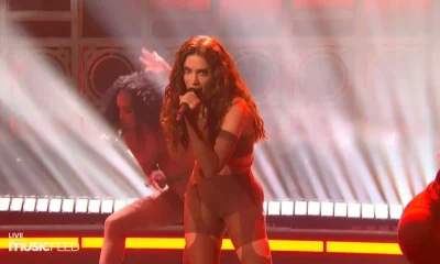 Anitta faz história no Saturday Night Live com performance inédita de 'Choka Choka' com Shakira e celebra novo álbum 'Equilibrium'