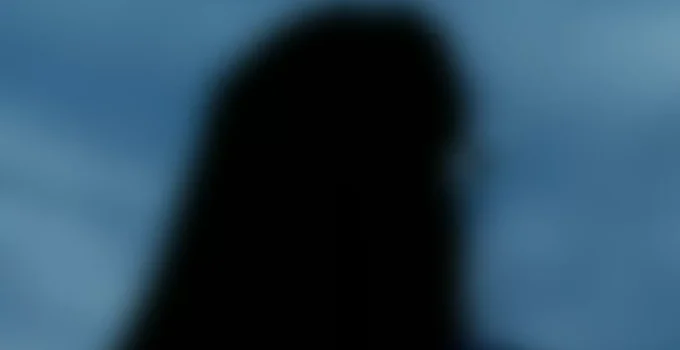 Adolescente de 17 anos denuncia lanchonete em Ribeirão Preto por proposta de salário maior com roupas curtas e decotes