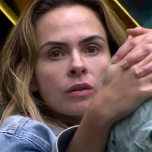 BBB 26: Ana Paula se assusta com falha na produção vista pelo espelho e gera alvoroço nas redes sociais