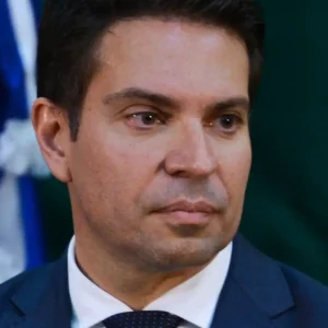 Alexandre Ramagem: Como uma multa de trânsito nos EUA levou à descoberta do ex-deputado foragido no Brasil