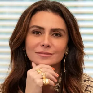 Giovanna Antonelli viverá golpista Dominique Scharf em "Tremembé 2", série que trará Robinho e Thiago Brennand