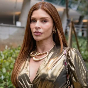 Três Graças: Arminda em choque empurra neta escada abaixo em cena chocante; confira o desfecho inesperado!