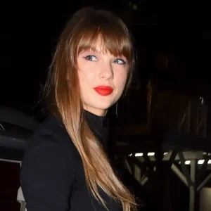 Taylor Swift se inspira em Elizabeth Taylor para vestido de noiva, diz site; detalhes vazam