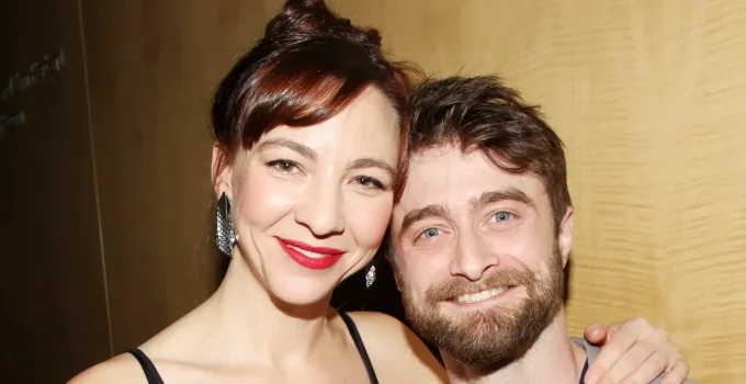 Daniel Radcliffe abre o jogo sobre amor e felicidade: "Erin Darke é uma parte enorme da minha vida"