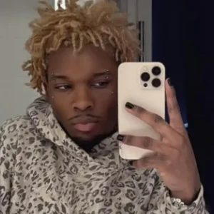 Defesa de D4vd se pronuncia após prisão do cantor por morte de adolescente; "provas o inocentarão"