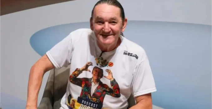 Marquito, do Programa do Ratinho, inicia reabilitação oral após grave acidente de moto e cirurgia na coluna