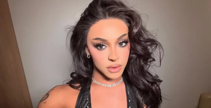 Pabllo Vittar desabafa após descobrir traição de homem por quem estava apaixonada: "Chorei horrores"