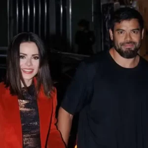 Sandy surpreende com declaração rara ao namorado, Pedro Andrade, em seu aniversário de 36 anos: 'Meu amor!'