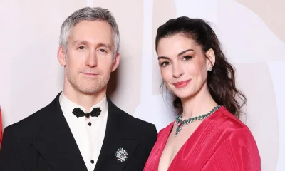 Anne Hathaway se declara para o marido Adam Shulman: "Ele segura tudo" e detalha apoio em ano de 5 filmes