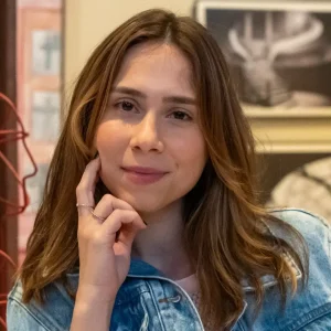 Três Graças: Lucélia morre tragicamente atropelada por Arminda em disputa por fortuna escondida