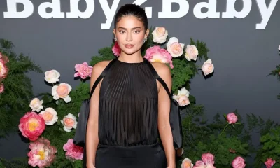 Kylie Jenner revela dores crônicas nas costas após gravidez: 'Acabou comigo'