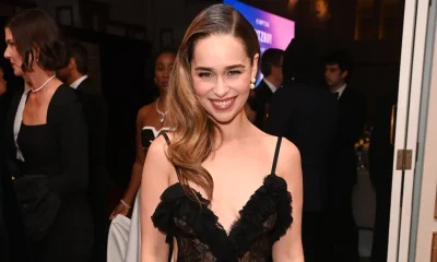 Emilia Clarke revela ter pensado que morreria após sofrer dois aneurismas cerebrais