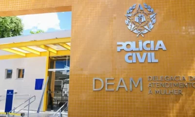 Irmã de vítima de estupro coletivo no RJ: 'Ela chegou roxa em casa'
