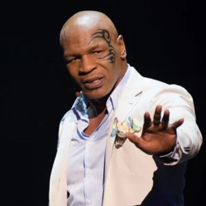Mike Tyson revela flagra com Brad Pitt e ex-esposa: ‘Ele nem tinha carro’