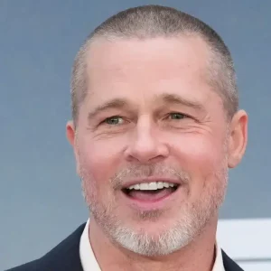 Brad Pitt é processado por marca de creme peniano após mudar nome de cosméticos