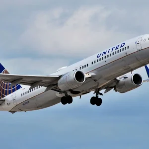 Voo para Espanha retorna aos EUA após passageiros se assustarem com nome de 'Bluetooth'