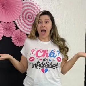 Influenciadora organiza "chá revelação da traição" para expor infidelidade de namorado a amiga