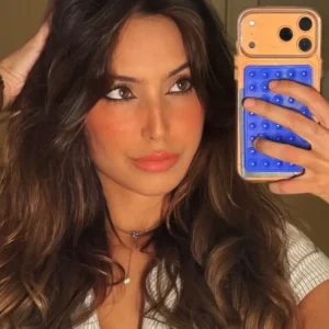 Vanessa Lopes revela motivo da harmonização no bumbum e fala sobre autoconfiança