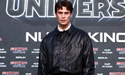 Nicholas Galitzine revela emoções ao retornar para "Vermelho, Branco e Sangue Azul"